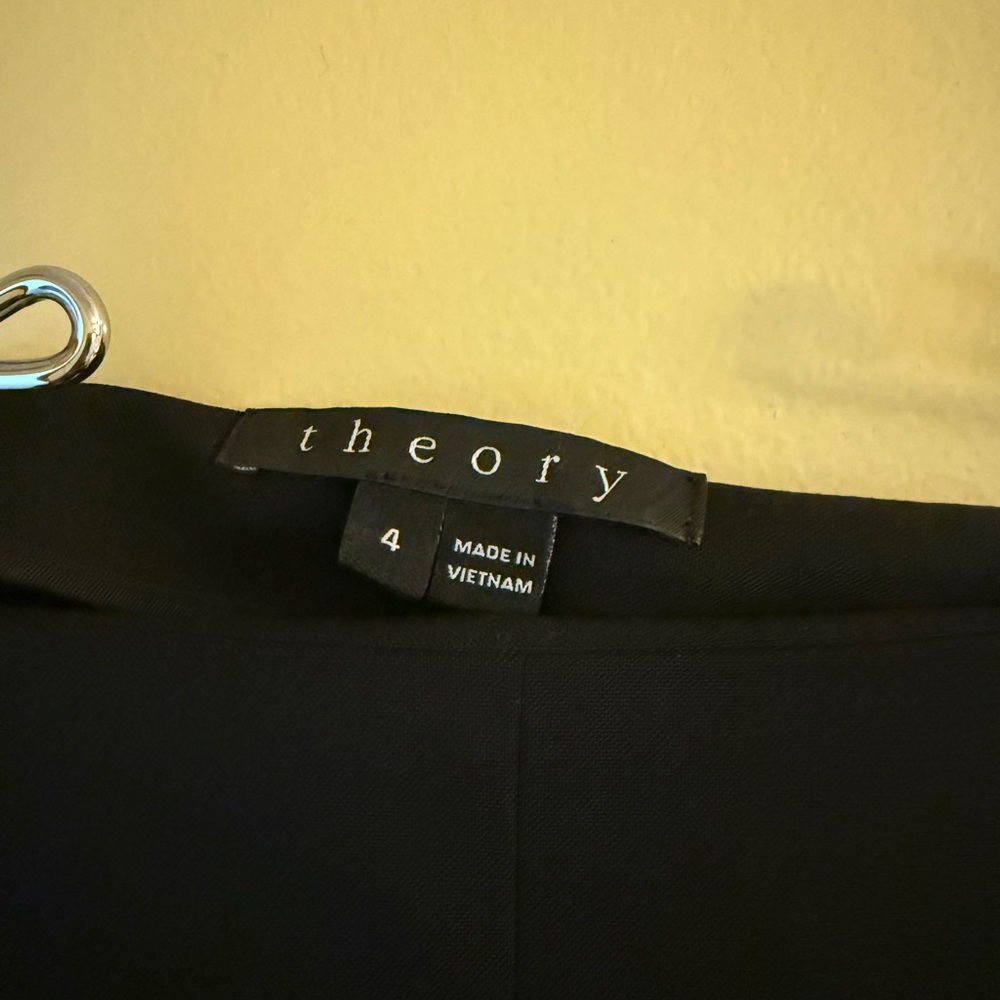 Theory Black Women's Trousers